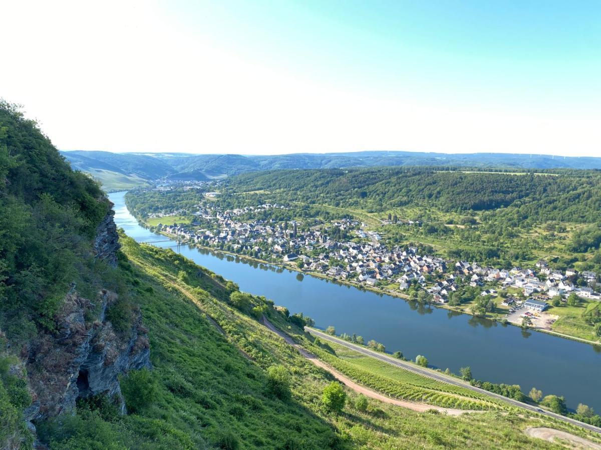 Ferienwohnungen Und Gaestezimmer Peter Busch Bernkastel-Kues Exterior photo